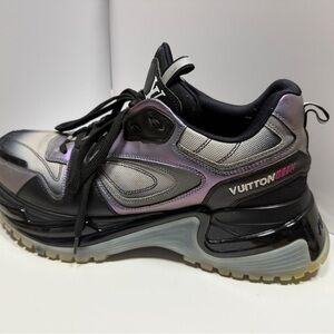 Louis Vuitton Men’s Black and Silver Sneakers